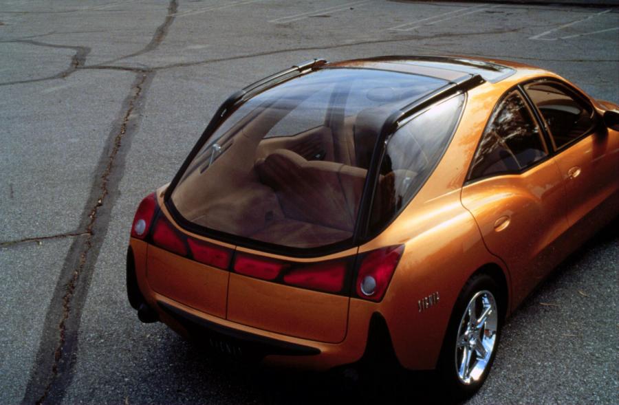  Buick Signia Concept 1998 года  (фото 4 из 12)